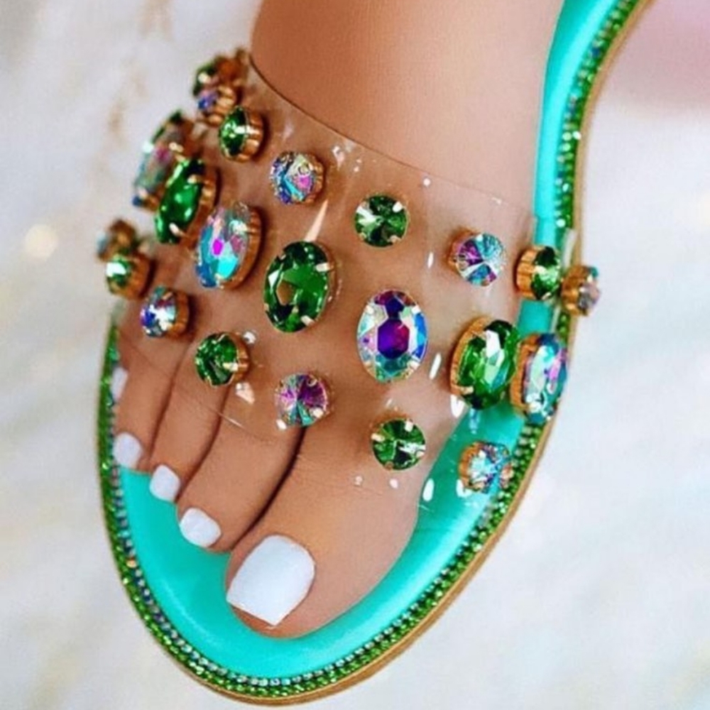 𝙉𝙀𝙒 𝙄𝙉💎🖤Embellished Lux Rhinestone- MINT - Picture 3 of 4